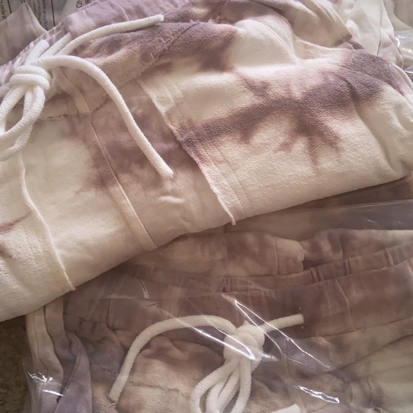 NWT POL Tie Dye Sweats/Joggers - Picture 11 of 14